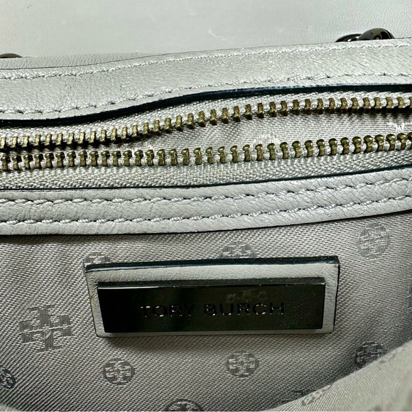 Tory Burch Alexa Quilted Mini Gray Leather Shoulder / Crossbody Bag Chain Strap - Picture 7 of 12